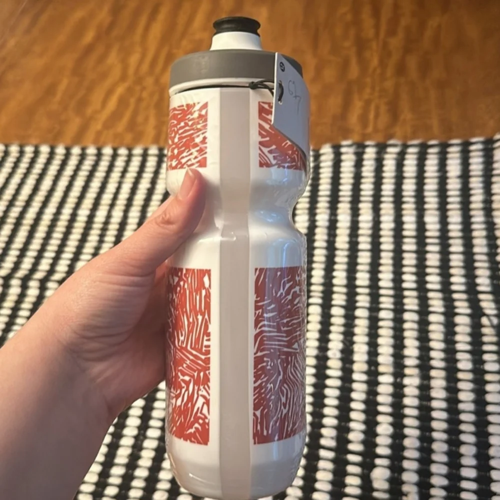 Lululemon purist cycling water bottles,READ FULL POST. - Picture 5 of 6